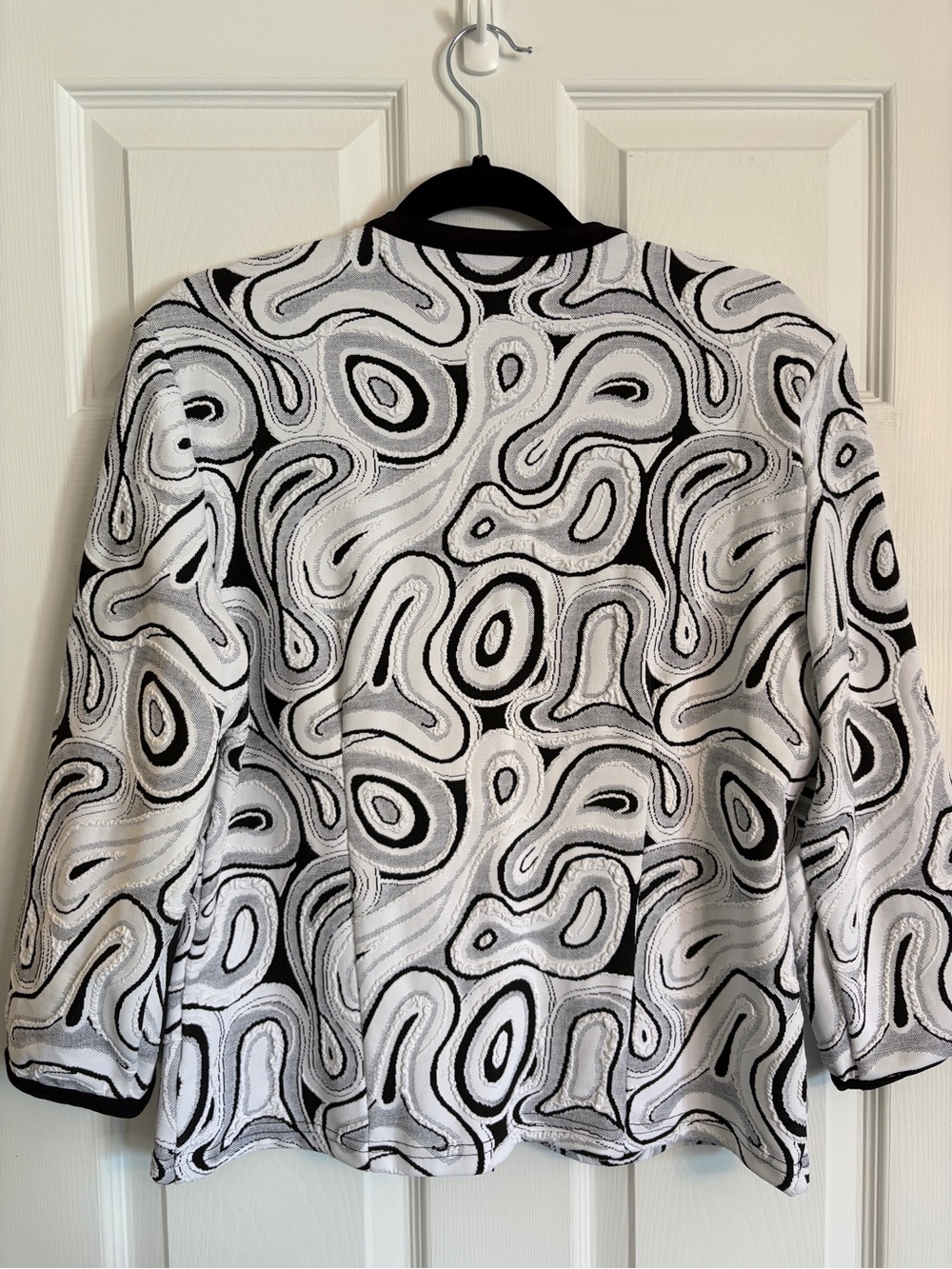 JOSEPH RIBKOFF Black and White Blazer/ Zip Up Light Jacket - Picture 6 of 9